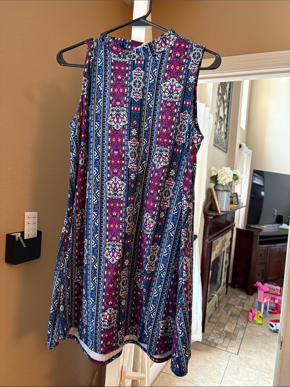 Pink Rose Sleeveless Tank Top in Navy and Magenta Floral Stripe